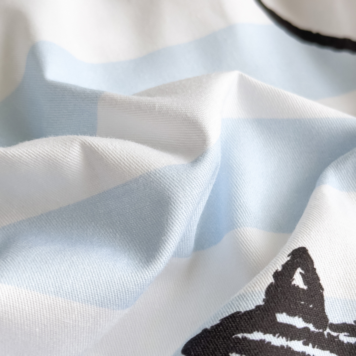 91家纺网 家纺一手货源 找家纺 浩诚 2025新款三丽鸥专版花型全棉纯棉学生三件套四件套 肉桂