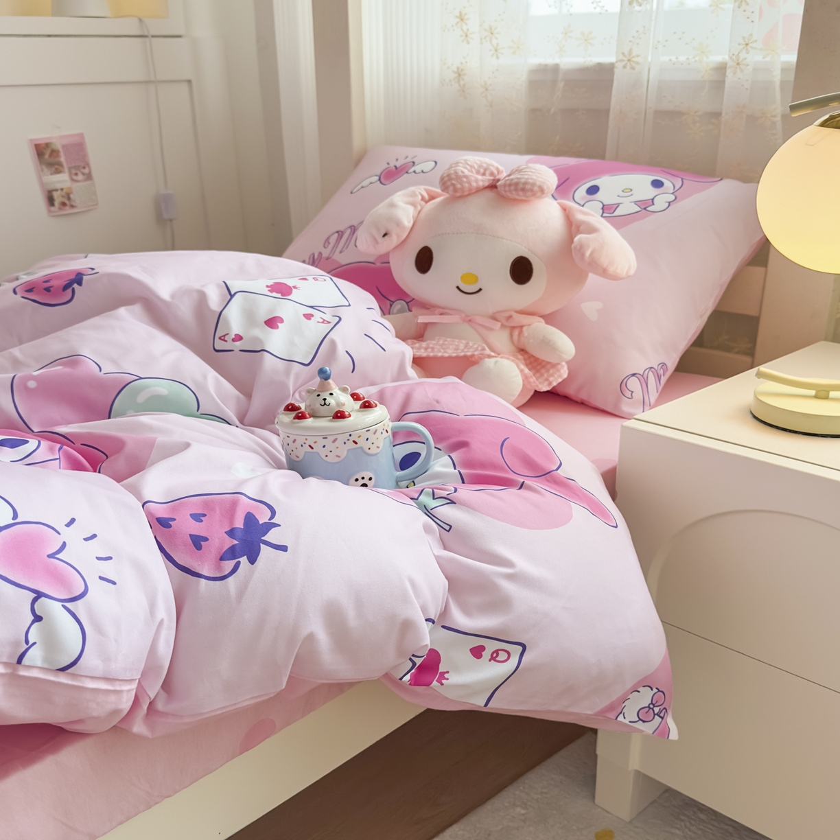 91家纺网 家纺一手货源 找家纺 浩诚 2025新款三丽鸥专版花型全棉纯棉学生三件套四件套 甜莓