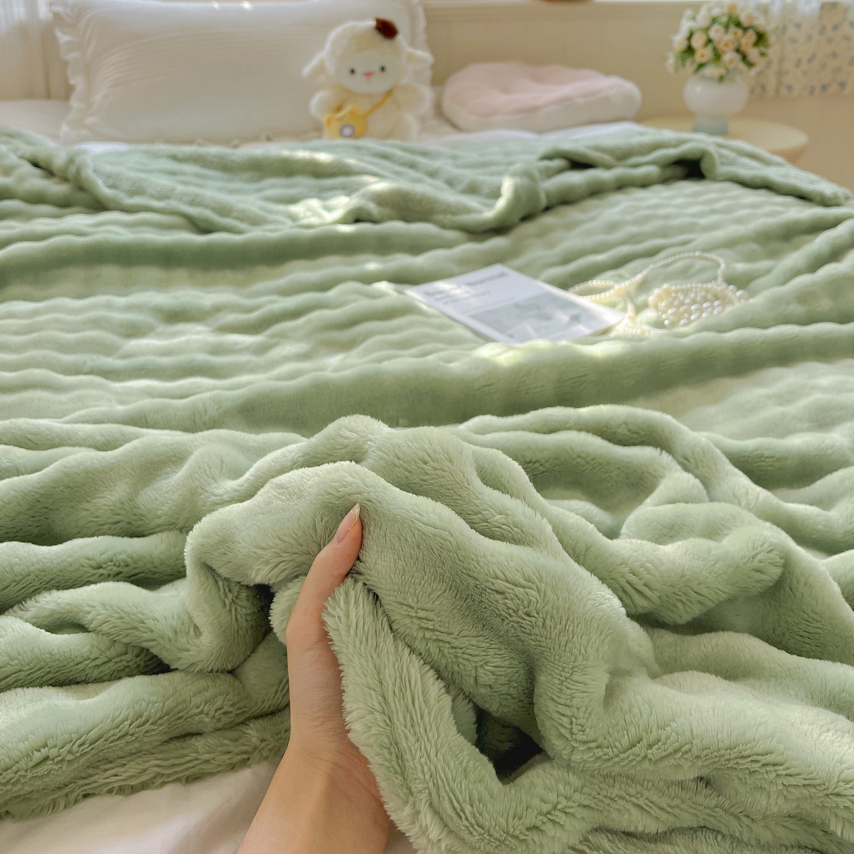 91家纺网 家纺一手货源 找家纺 耀悦家纺 2025秋冬暖阳泡泡高克重牛奶绒双面泡泡毛毯毯子多功能盖毯外贸批发 暖阳泡泡-抹茶绿