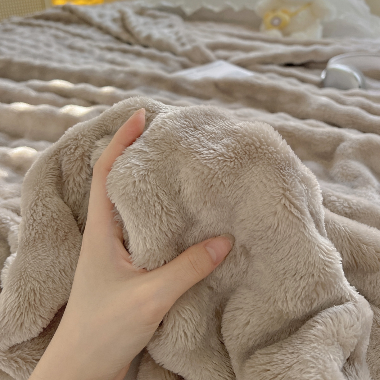 91家纺网 家纺一手货源 找家纺 耀悦家纺 2025秋冬暖阳泡泡高克重牛奶绒双面泡泡毛毯毯子多功能盖毯外贸批发 暖阳泡泡-尘灰