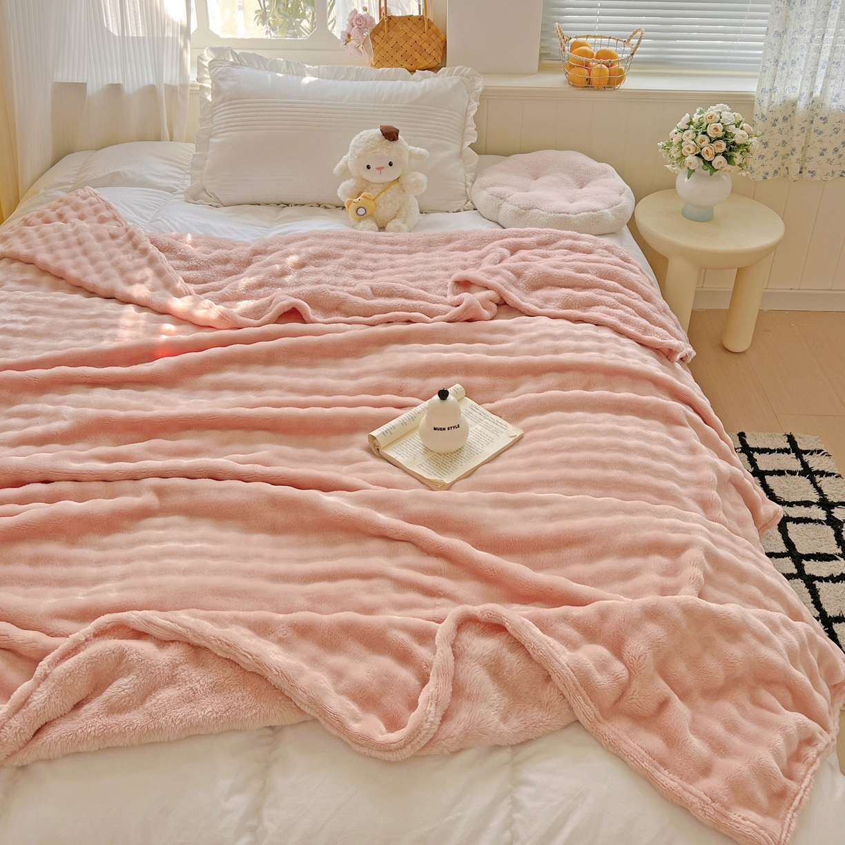 91家纺网 家纺一手货源 找家纺 耀悦家纺 2025秋冬暖阳泡泡高克重牛奶绒双面泡泡毛毯毯子多功能盖毯外贸批发 暖阳泡泡-嫩粉