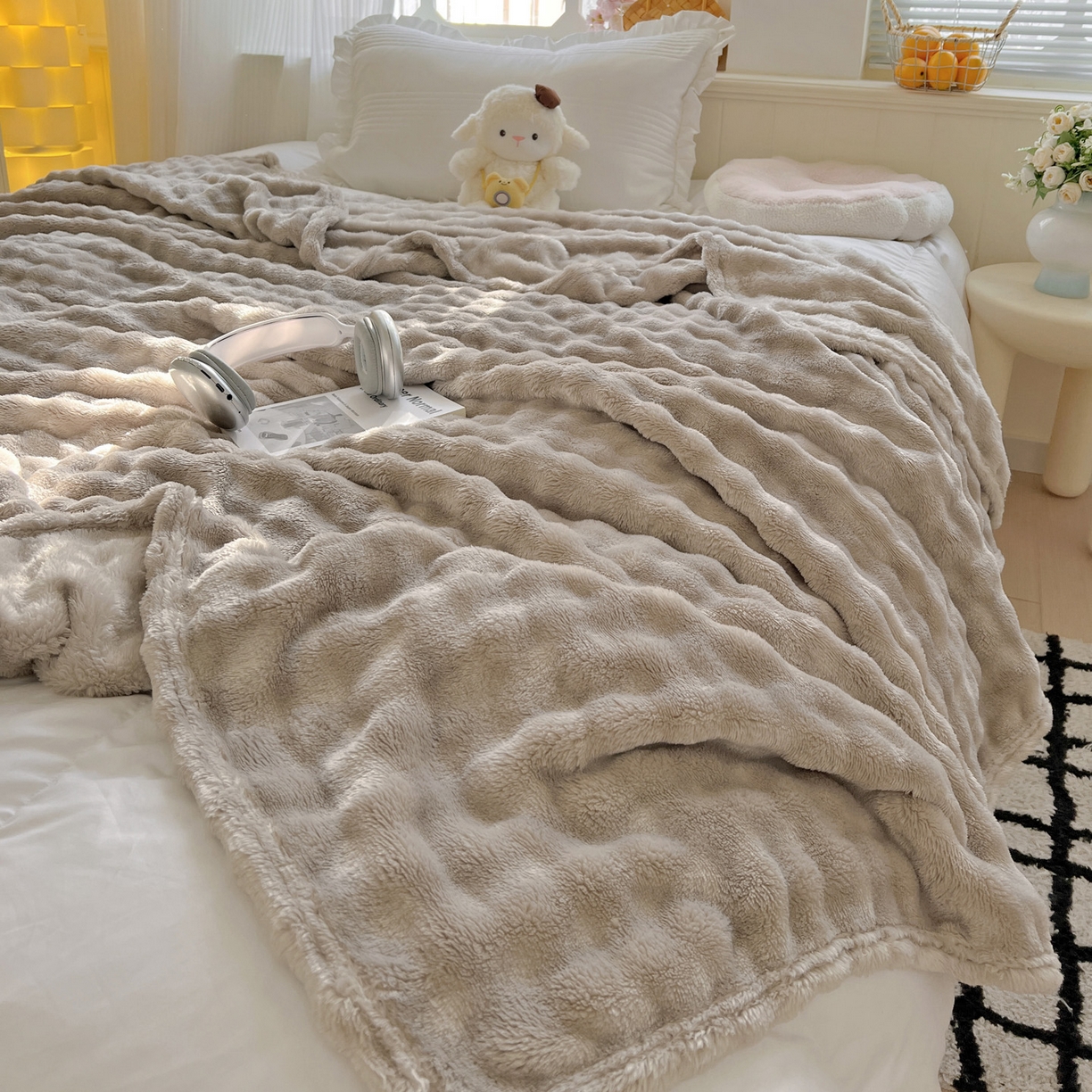 91家纺网 家纺一手货源 找家纺 耀悦家纺 2025秋冬暖阳泡泡高克重牛奶绒双面泡泡毛毯毯子多功能盖毯外贸批发 暖阳泡泡-尘灰