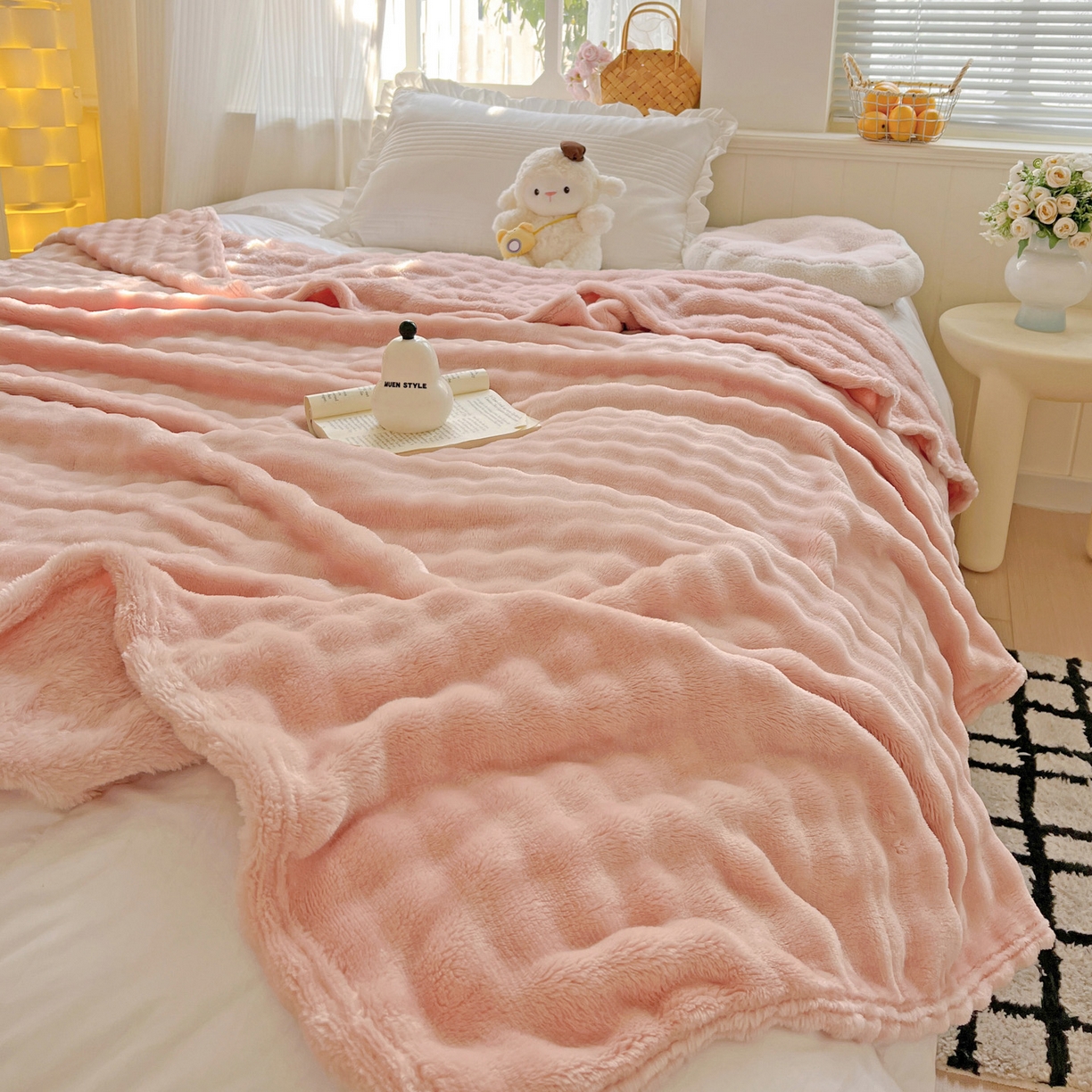 91家纺网 家纺一手货源 找家纺 耀悦家纺 2025秋冬暖阳泡泡高克重牛奶绒双面泡泡毛毯毯子多功能盖毯外贸批发 暖阳泡泡-嫩粉