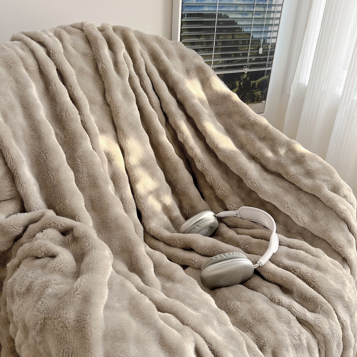 91家纺网 家纺一手货源 找家纺 耀悦家纺 2025秋冬暖阳泡泡高克重牛奶绒双面泡泡毛毯毯子多功能盖毯外贸批发 暖阳泡泡-尘灰