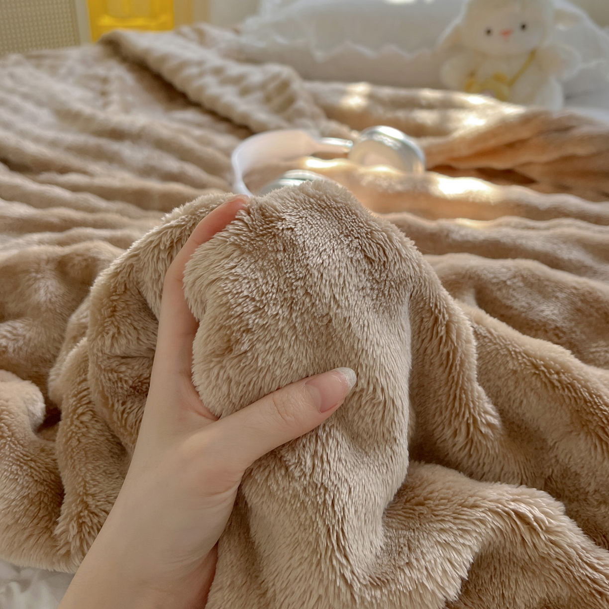 91家纺网 家纺一手货源 找家纺 耀悦家纺 2025秋冬暖阳泡泡高克重牛奶绒双面泡泡毛毯毯子多功能盖毯外贸批发 暖阳泡泡-深咖