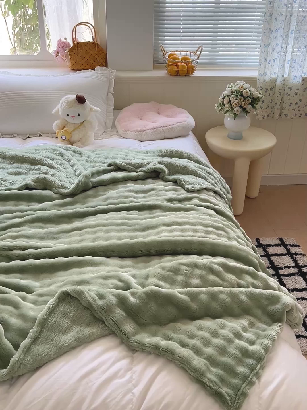 91家纺网 家纺一手货源 找家纺 耀悦家纺 2025秋冬暖阳泡泡高克重牛奶绒双面泡泡毛毯毯子多功能盖毯外贸批发 暖阳泡泡-抹茶绿