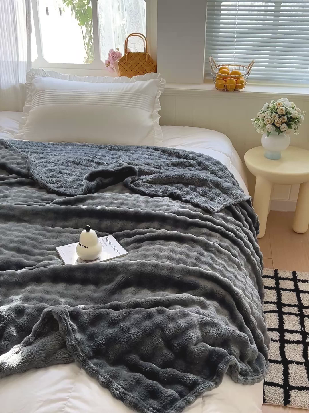 91家纺网 家纺一手货源 找家纺 耀悦家纺 2025秋冬暖阳泡泡高克重牛奶绒双面泡泡毛毯毯子多功能盖毯外贸批发 暖阳泡泡-星空灰