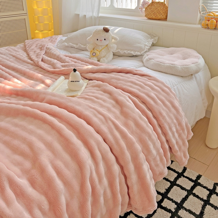 91家纺网 家纺一手货源 找家纺 （总）耀悦家纺 2025秋冬暖阳泡泡高克重牛奶绒双面泡泡毛毯毯子多功能盖毯外贸批发