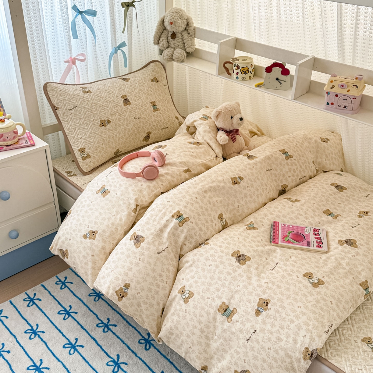 91家纺网 家纺一手货源 找家纺 简宜家居（朝初家纺） 2025新款全棉纯棉夹棉床盖学生宿舍上下铺三件套 碎花小熊-夹棉款