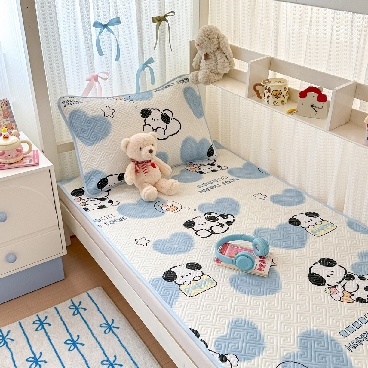 91家纺网 家纺一手货源 找家纺 简宜家居（朝初家纺） 2025新款全棉纯棉夹棉床盖学生宿舍上下铺三件套 萌萌狗-夹棉款