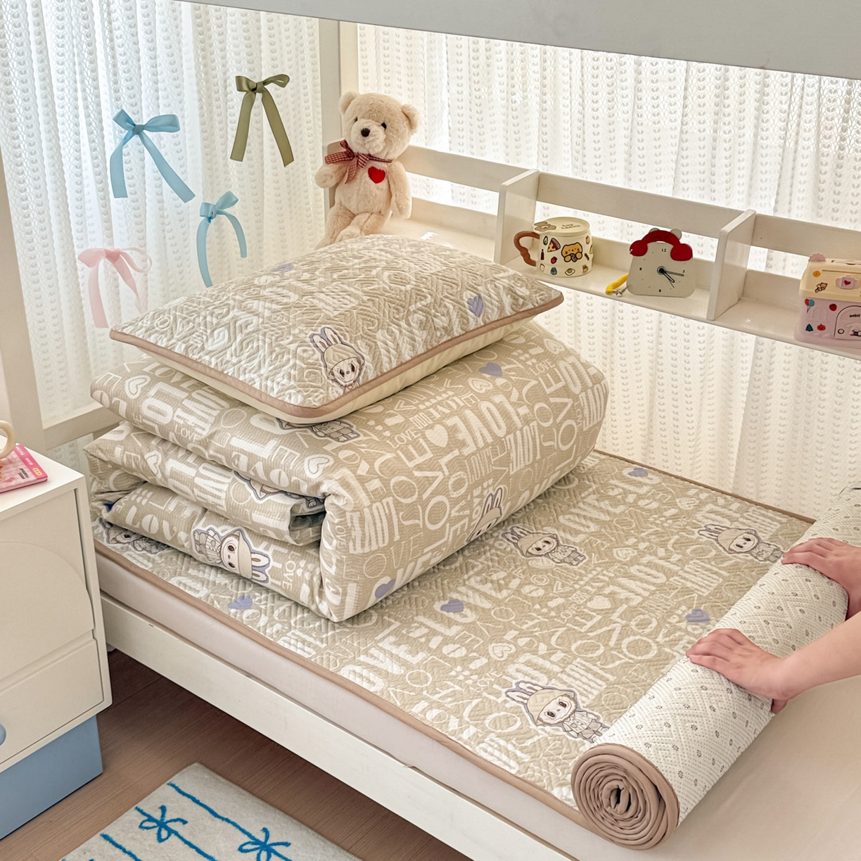 简宜家居（朝初家纺） 2025新款全棉纯棉夹棉床盖学生宿舍上下铺三件套 丑萌可爱-夹棉款