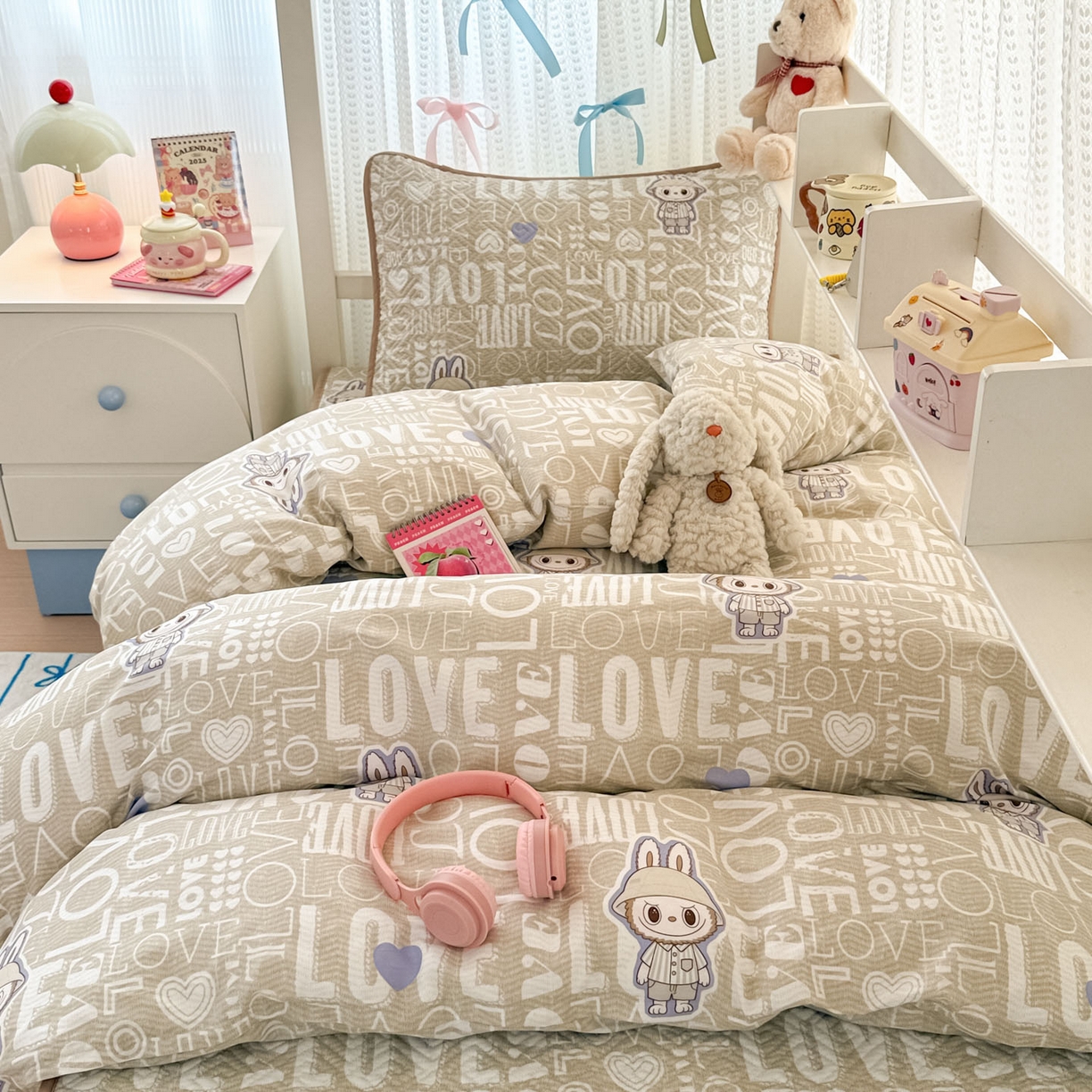 91家纺网 家纺一手货源 找家纺 简宜家居（朝初家纺） 2025新款全棉纯棉夹棉床盖学生宿舍上下铺三件套 丑萌可爱-夹棉款