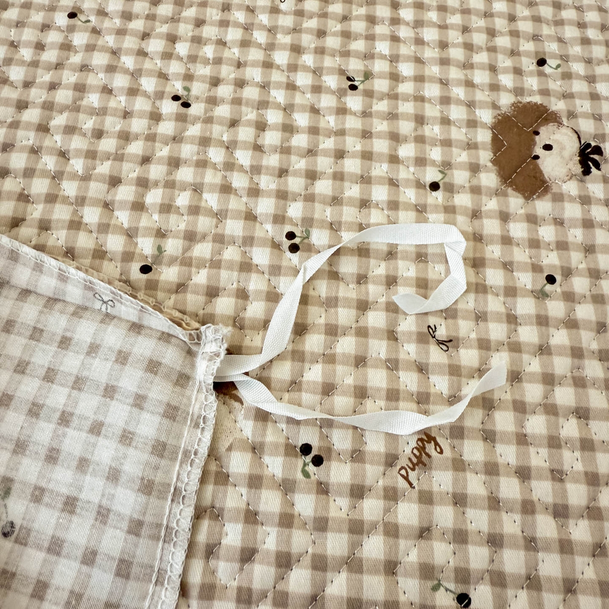 91家纺网 家纺一手货源 找家纺 简宜家居（朝初家纺） 2025新款全棉纯棉夹棉床盖学生宿舍上下铺三件套 格纹崽崽-夹棉款