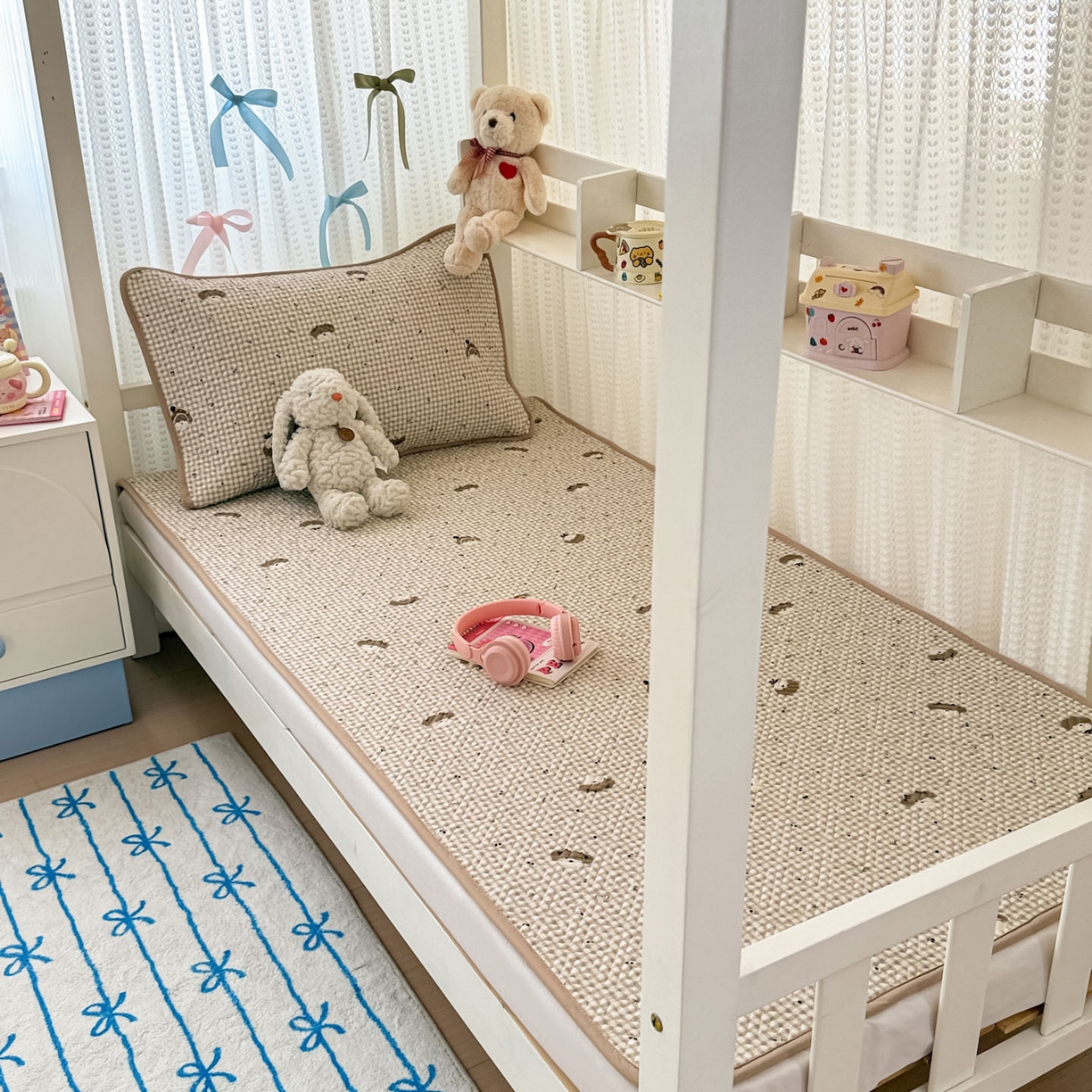 91家纺网 家纺一手货源 找家纺 简宜家居（朝初家纺） 2025新款全棉纯棉夹棉床盖学生宿舍上下铺三件套 格纹崽崽-夹棉款