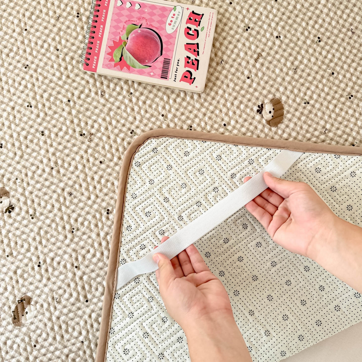 91家纺网 家纺一手货源 找家纺 简宜家居（朝初家纺） 2025新款全棉纯棉夹棉床盖学生宿舍上下铺三件套 格纹崽崽-夹棉款