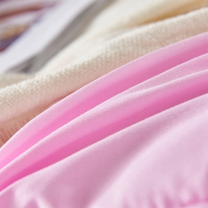 91家纺网 家纺一手货源 找家纺 悦织湾家纺 2025新款仿棉印花纯色学生被春秋被冬被四季通用被子被芯量多价优整年不断货 粉