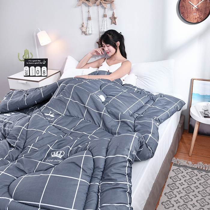 91家纺网 家纺一手货源 找家纺 悦织湾家纺 2025新款仿棉印花纯色学生被春秋被冬被四季通用被子被芯量多价优整年不断货 皇冠