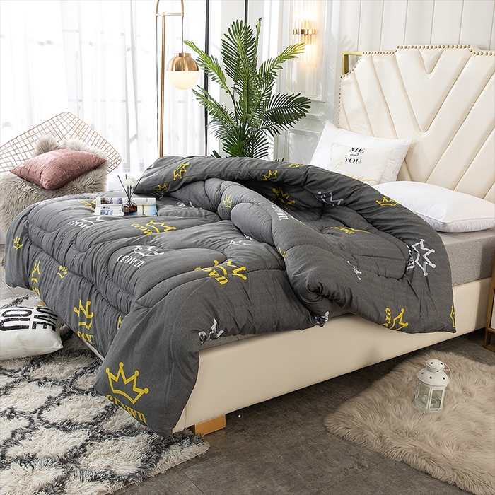 91家纺网 家纺一手货源 找家纺 悦织湾家纺 2025新款仿棉印花纯色学生被春秋被冬被四季通用被子被芯量多价优整年不断货 加冕