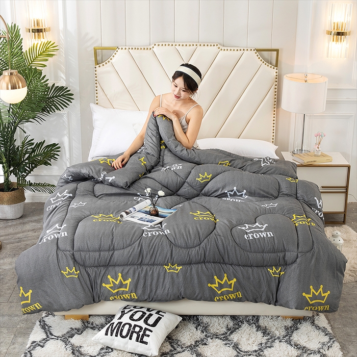 91家纺网 家纺一手货源 找家纺 悦织湾家纺 2025新款仿棉印花纯色学生被春秋被冬被四季通用被子被芯量多价优整年不断货 加冕