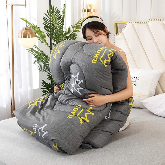 91家纺网 家纺一手货源 找家纺 悦织湾家纺 2025新款仿棉印花纯色学生被春秋被冬被四季通用被子被芯量多价优整年不断货 加冕