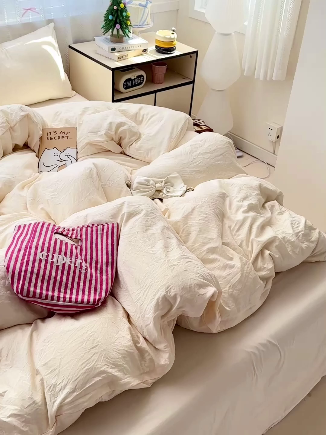 91家纺网 家纺一手货源 找家纺 繁花家居 2025新款高克重撞色水洗棉四件套 可可白