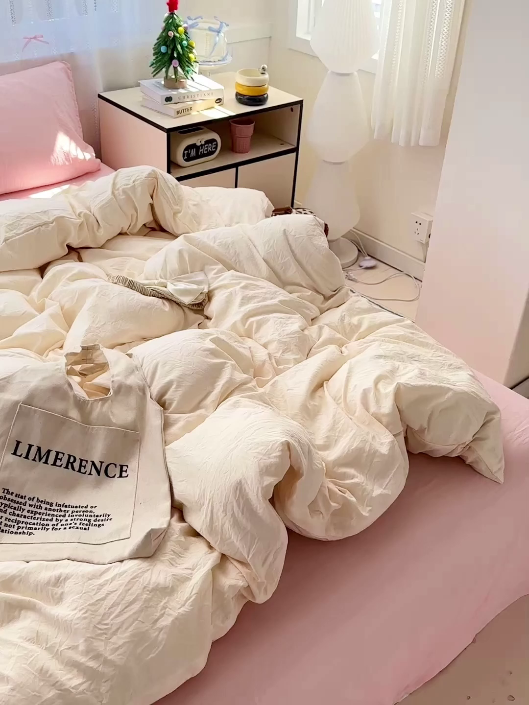 91家纺网 家纺一手货源 找家纺 繁花家居 2025新款高克重撞色水洗棉四件套 可可白粉