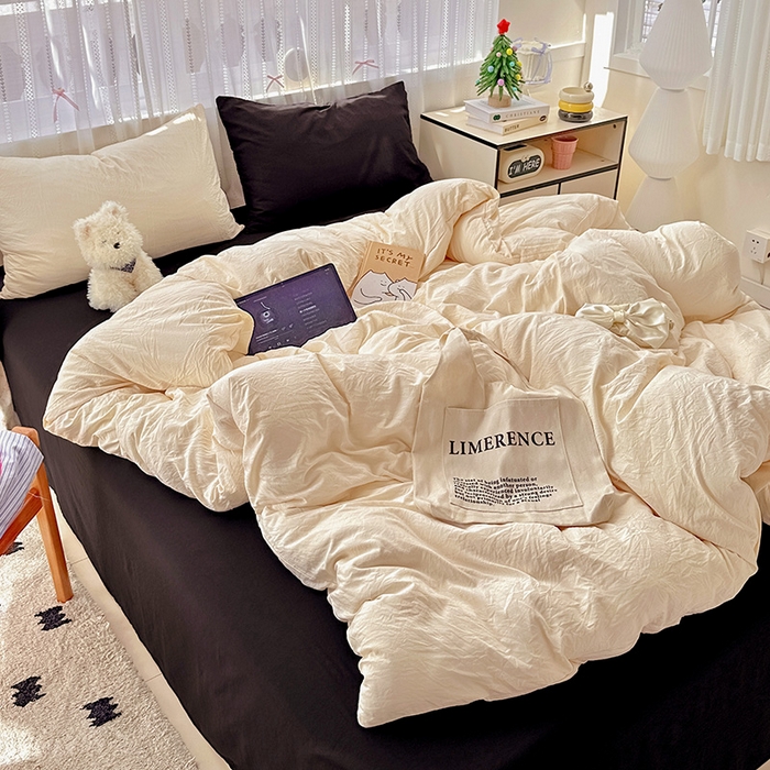 91家纺网 家纺一手货源 找家纺 繁花家居 2025新款高克重撞色水洗棉四件套 可可白酷黑