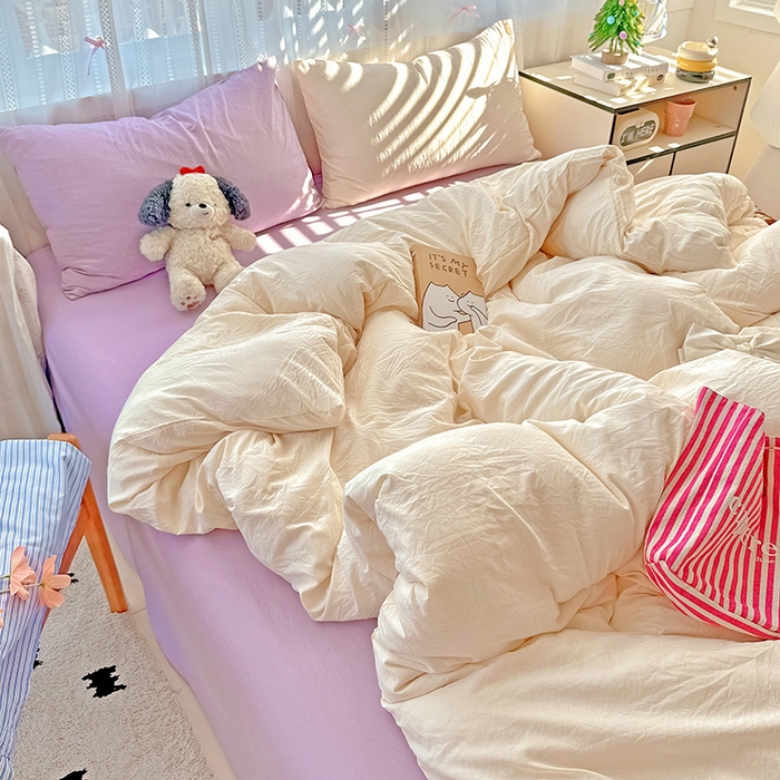 91家纺网 家纺一手货源 找家纺 繁花家居 2025新款高克重撞色水洗棉四件套 可可白紫