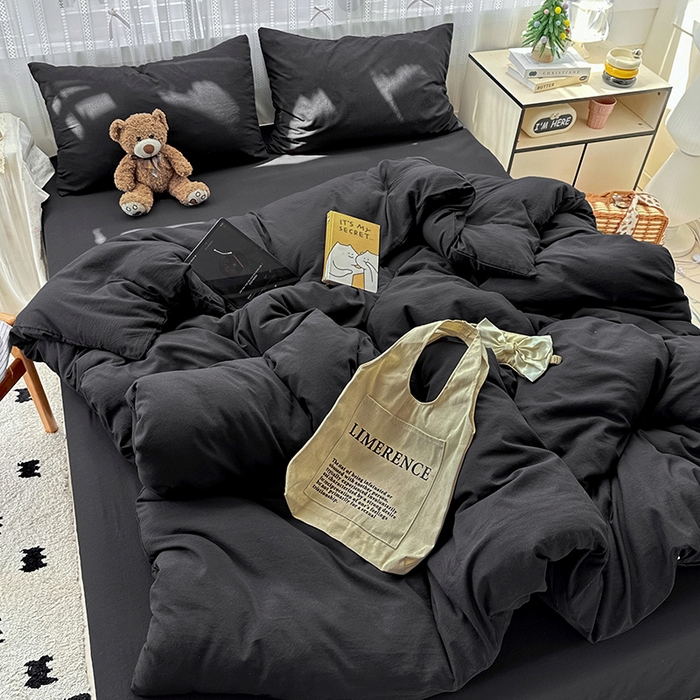 91家纺网 家纺一手货源 找家纺 繁花家居 2025新款高克重撞色水洗棉四件套 酷酷黑