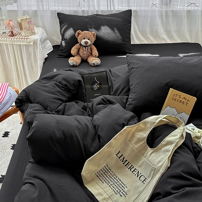 91家纺网 家纺一手货源 找家纺 繁花家居 2025新款高克重撞色水洗棉四件套 酷酷黑