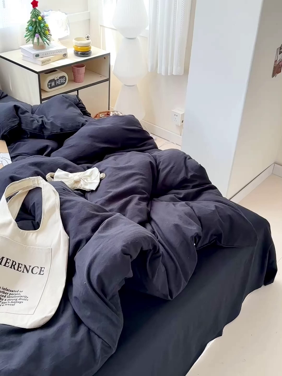 91家纺网 家纺一手货源 找家纺 繁花家居 2025新款高克重撞色水洗棉四件套 酷酷黑