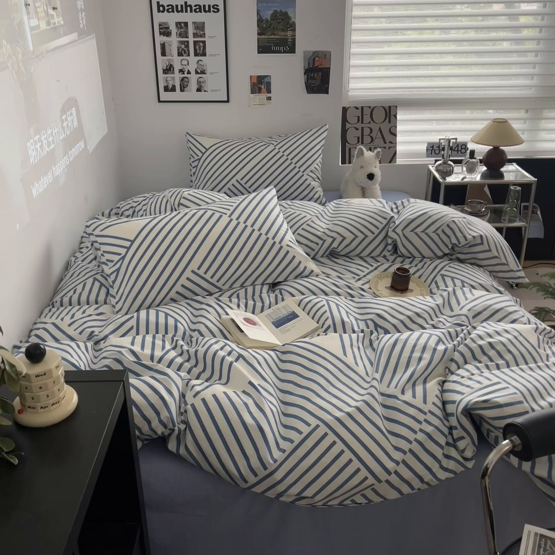 91家纺网 家纺一手货源 找家纺 吉象家纺 2025新款全棉纯棉印花北欧简约系列四件套 语初蓝