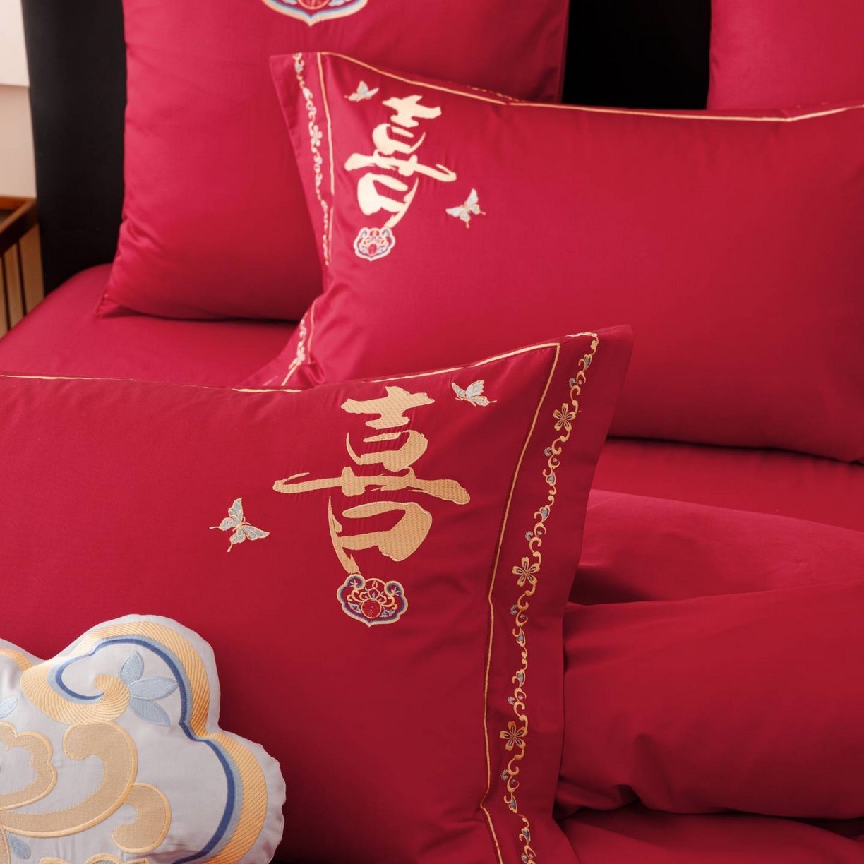 91家纺网 家纺一手货源 找家纺 （总）佳汐蓝家纺 2025秋冬新款100S澳棉全棉纯棉刺绣四件套