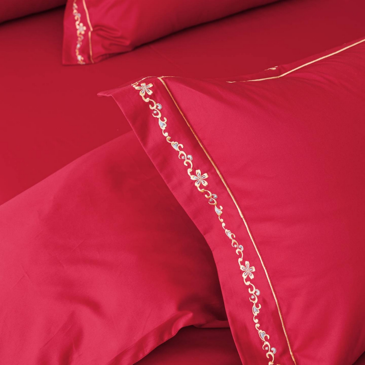 91家纺网 家纺一手货源 找家纺 （总）佳汐蓝家纺 2025秋冬新款100S澳棉全棉纯棉刺绣四件套