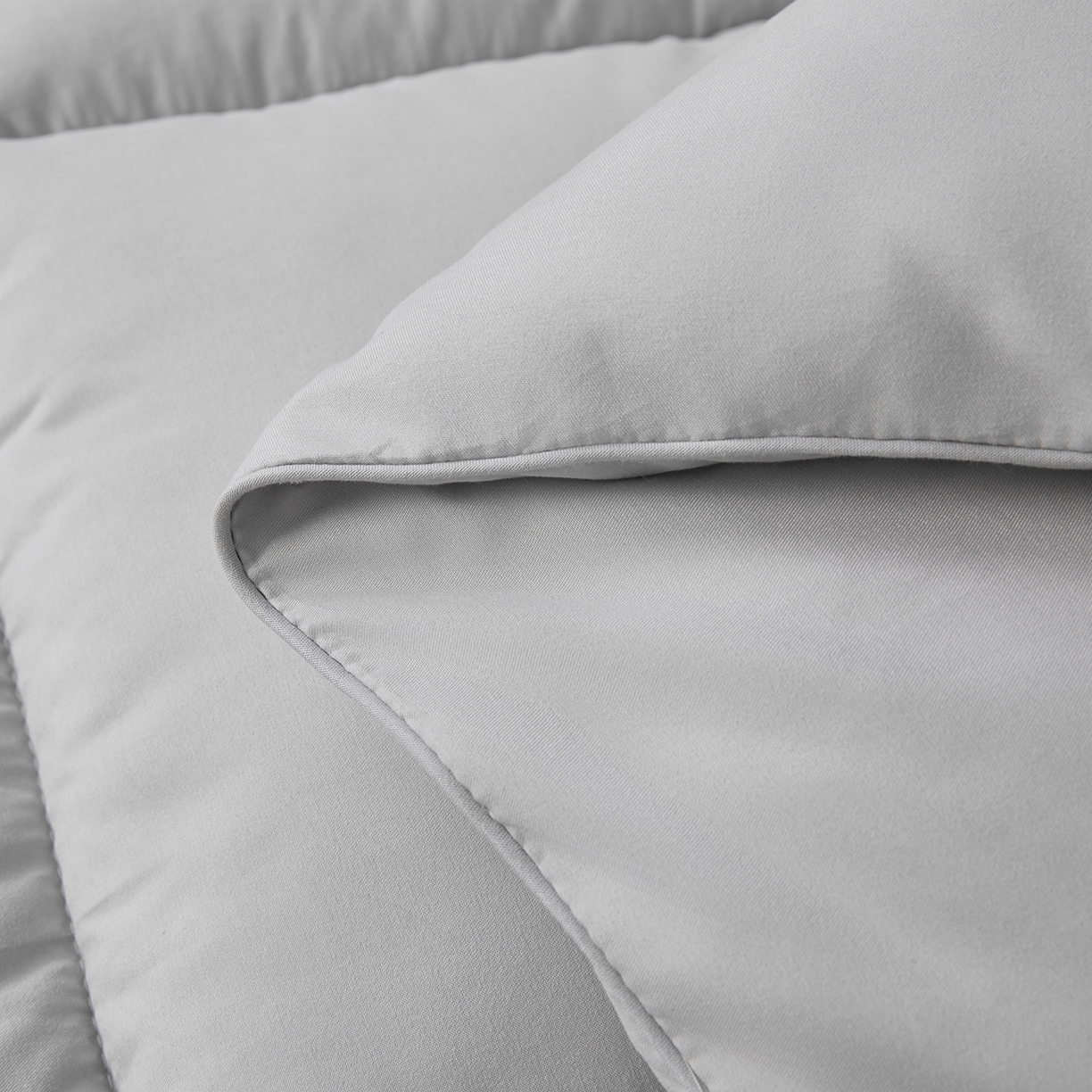 91家纺网 家纺一手货源 找家纺 帕芬鸟家纺 2025新款零压力太空被被子被芯系列 静夜灰