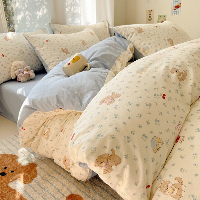 吉象家纺 2025新款亲肤舒适全棉纯棉小清新卡通系列四件套 蓝碎花修狗