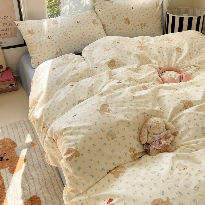 91家纺网 家纺一手货源 找家纺 吉象家纺 2025新款亲肤舒适全棉纯棉小清新卡通系列四件套 蓝碎花修狗