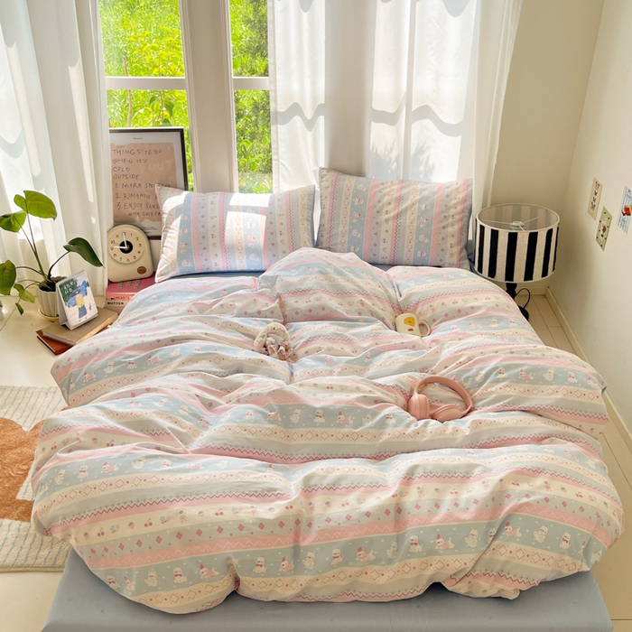 91家纺网 家纺一手货源 找家纺 吉象家纺 2025新款亲肤舒适全棉纯棉小清新卡通系列四件套 小狗笔记