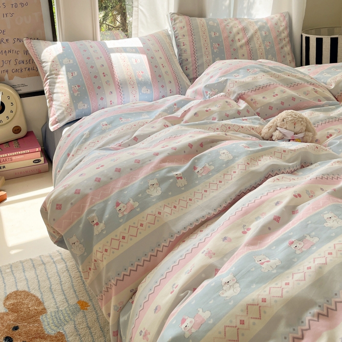 91家纺网 家纺一手货源 找家纺 吉象家纺 2025新款亲肤舒适全棉纯棉小清新卡通系列四件套 小狗笔记