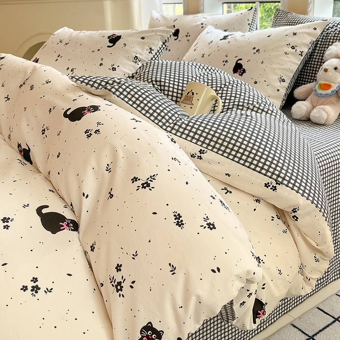 91家纺网 家纺一手货源 找家纺 吉象家纺 2025新款亲肤舒适全棉纯棉小清新卡通系列四件套 小黑猫