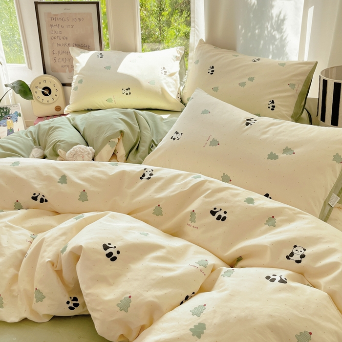 91家纺网 家纺一手货源 找家纺 吉象家纺 2025新款亲肤舒适全棉纯棉小清新卡通系列四件套 熊猫森林