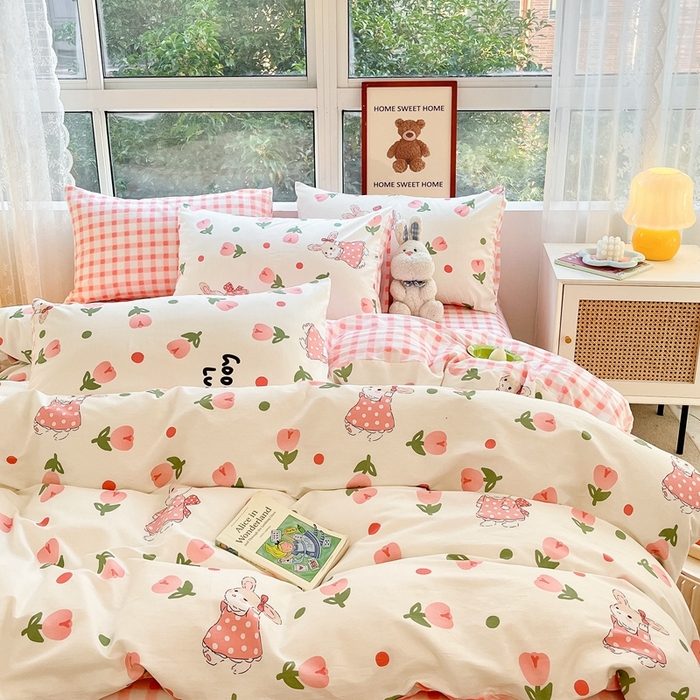 91家纺网 家纺一手货源 找家纺 吉象家纺 2025新款亲肤舒适全棉纯棉小清新卡通系列四件套 郁金香粉兔