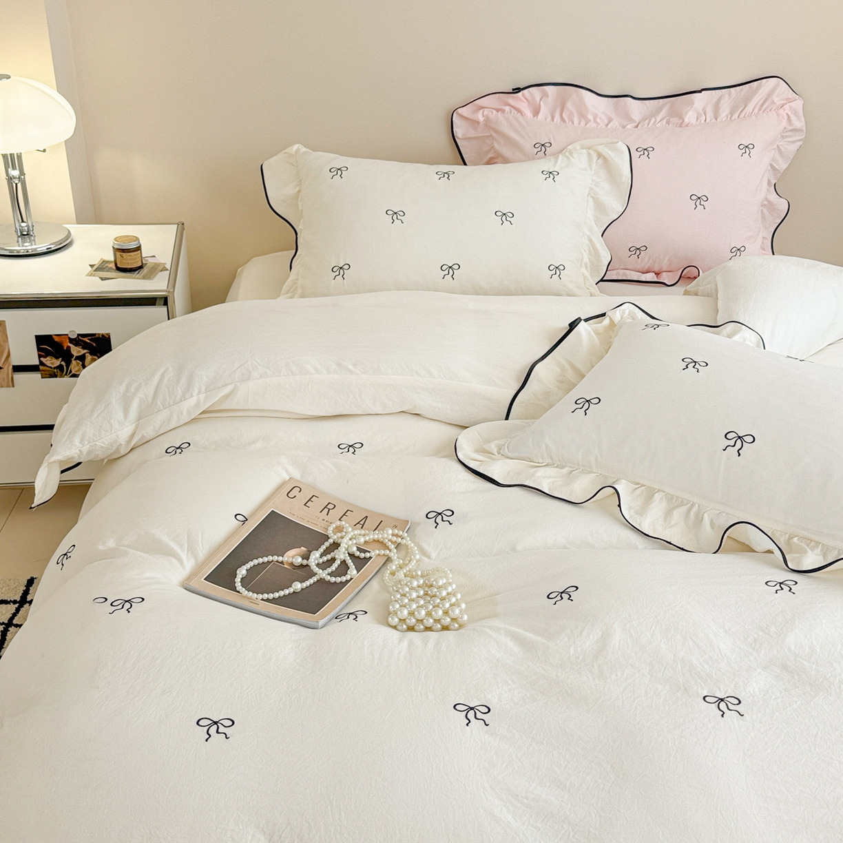 91家纺网 家纺一手货源 找家纺 米可 2025新款云朵棉刺绣花边款四件套 心动-白