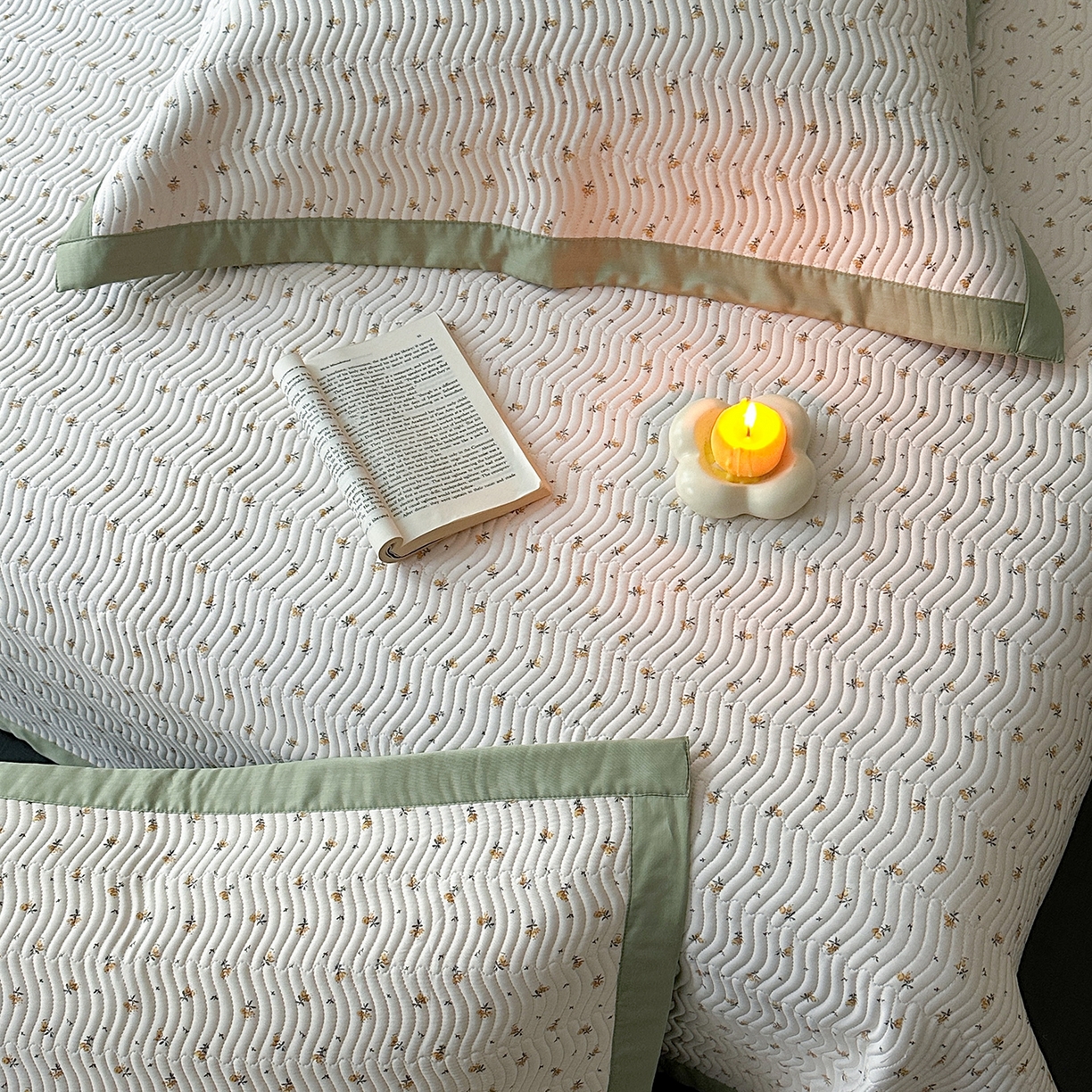 91家纺网 家纺一手货源 找家纺 麦伦家居 2025新款双面莫代尔天丝床盖 清雅-米