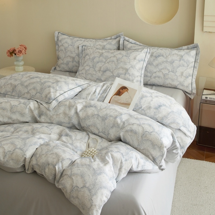 91家纺网 家纺一手货源 找家纺 沐白家居 2025新款全棉生态磨毛四件套雾林-浅灰