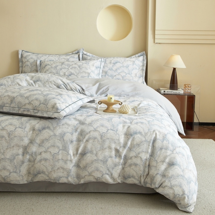 91家纺网 家纺一手货源 找家纺 沐白家居 2025新款全棉生态磨毛四件套雾林-浅灰