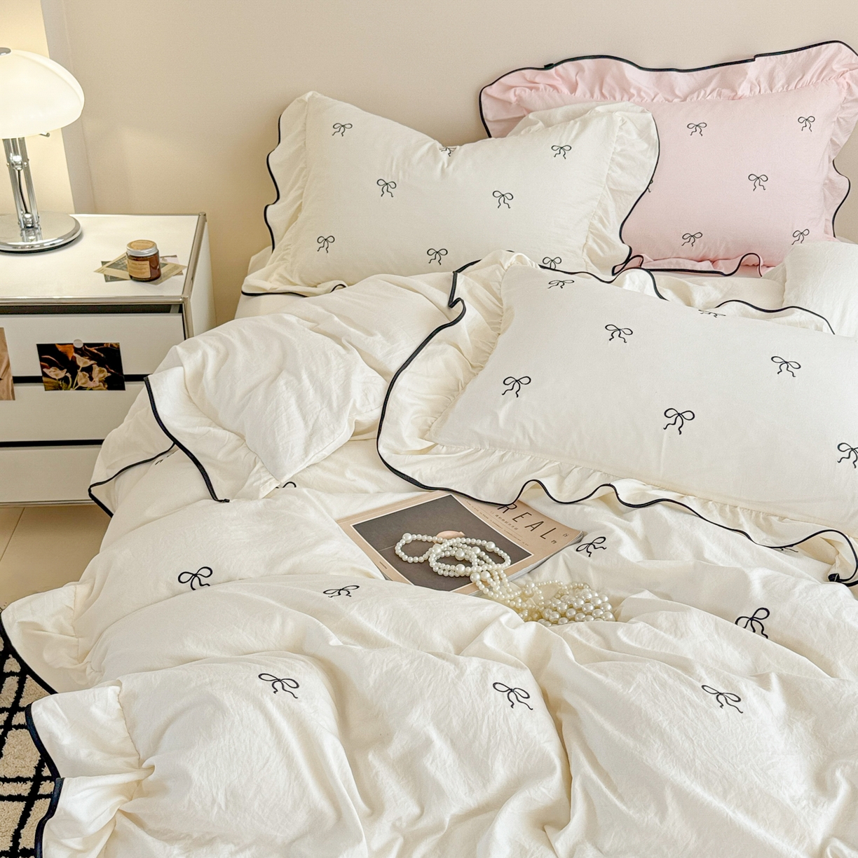 91家纺网 家纺一手货源 找家纺 米可 2025新款云朵棉刺绣花边款四件套 心动-白