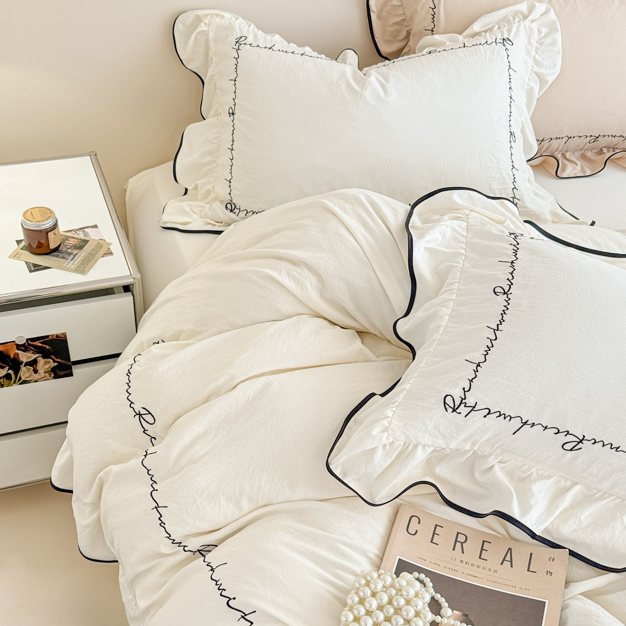 91家纺网 家纺一手货源 找家纺 （总）米可 2025新款云朵棉刺绣花边款四件套