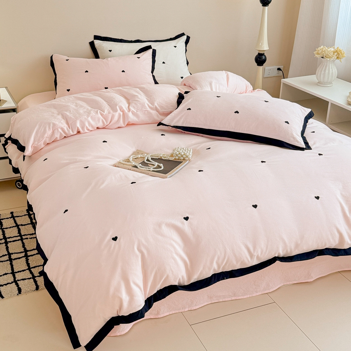 91家纺网 家纺一手货源 找家纺 米可 2025新款云朵棉刺绣花边款四件套 爱心-粉