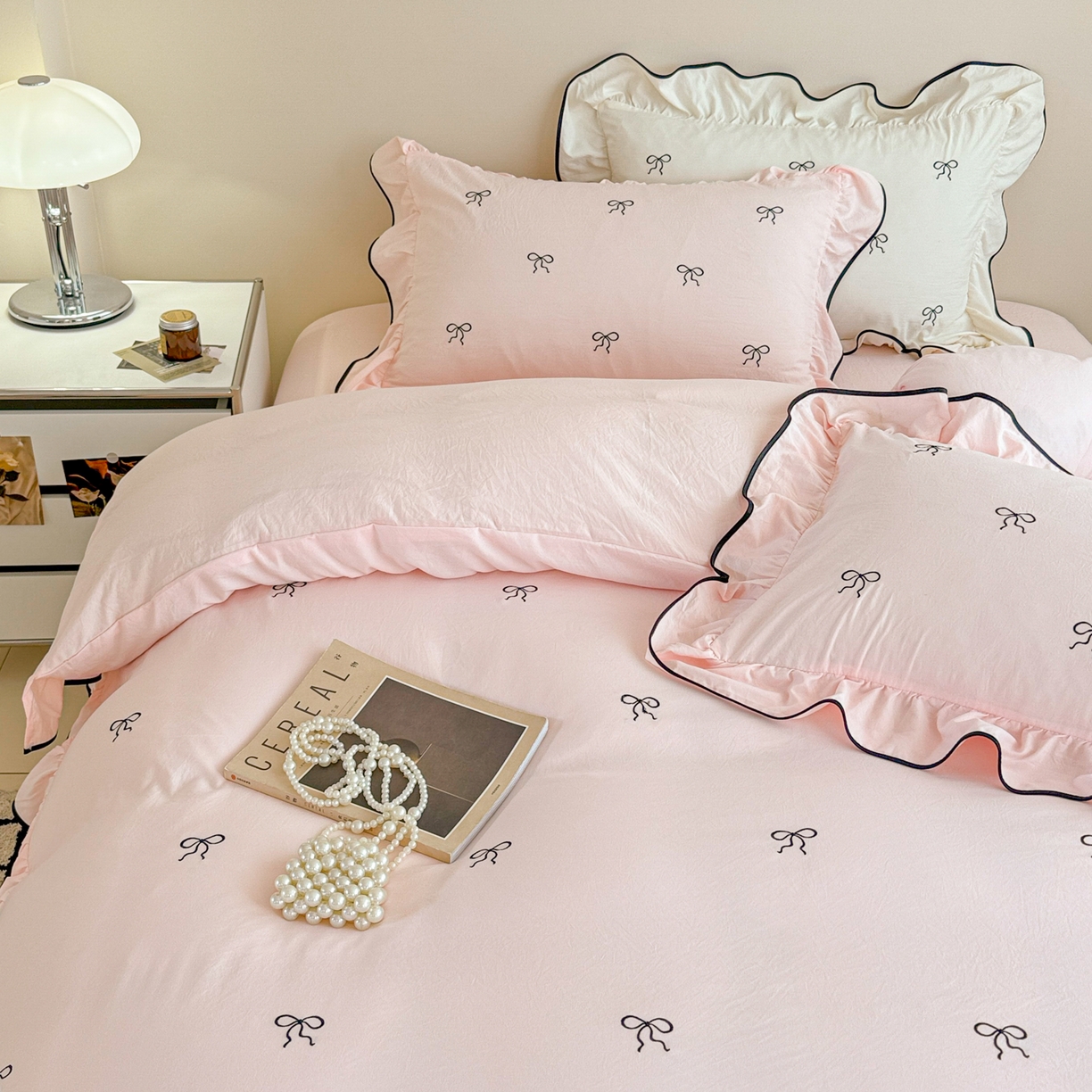 91家纺网 家纺一手货源 找家纺 米可 2025新款云朵棉刺绣花边款四件套 心动-粉